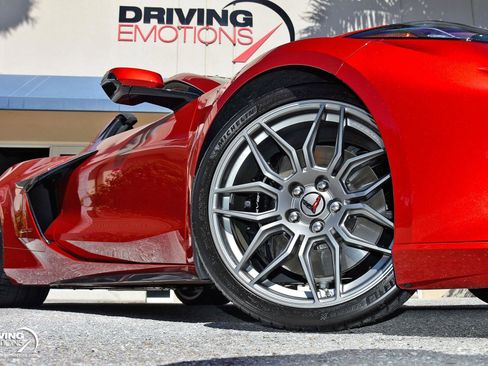 Used 2025 Chevrolet Corvette Z06 w/ Stealth Interior Trim Package RWD image 3