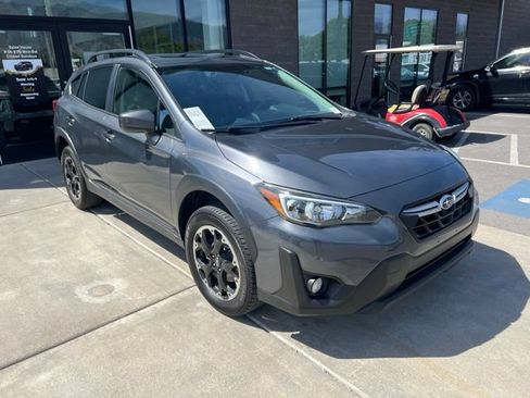 Used 2021 Subaru Crosstrek 2.0i Premium w/ Moonroof Package AWD/4WD image 1