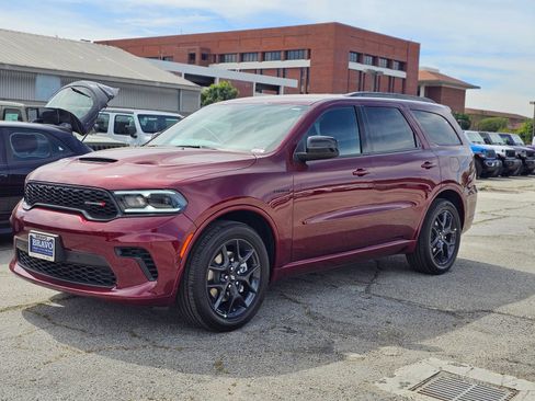 New 2026 Dodge Durango GT w/ Blacktop Package AWD/4WD image 3