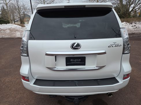 Certified 2023 Lexus GX 460 Premium w/ Premium Plus Package image 4