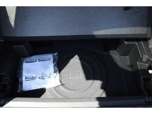 Used 2024 Chevrolet Equinox RS AWD/4WD image 19