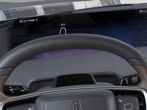 New 2025 Lincoln Navigator Reserve image 13