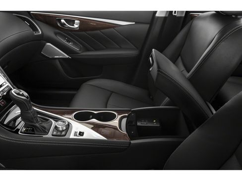 Used 2018 INFINITI Q50 Luxe w/ Essential Package (3.0T Luxe) AWD/4WD image 12