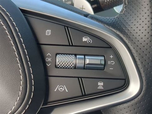 Used 2025 Genesis GV70 3.5T Sport w/ Sport Advanced Package image 27