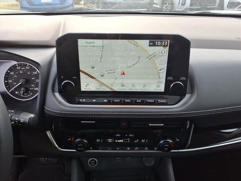 Used 2023 Nissan Rogue SL w/ SL Premium Package image 11