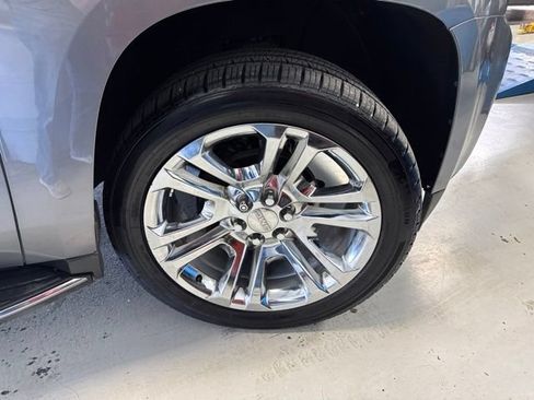 Used 2020 GMC Yukon SLT w/ Premium Edition AWD/4WD image 53