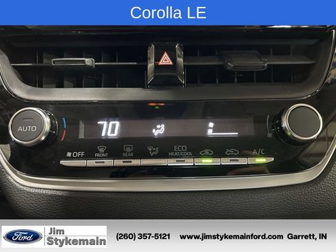 Used 2024 Toyota Corolla LE FWD image 25