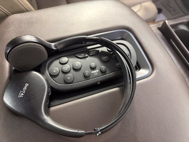 Used 2017 Chevrolet Tahoe Premier AWD/4WD image 37