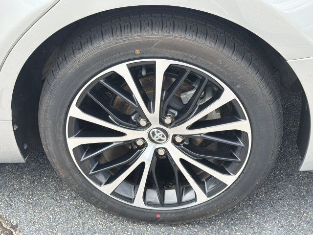 Used 2020 Toyota Camry SE FWD image 20