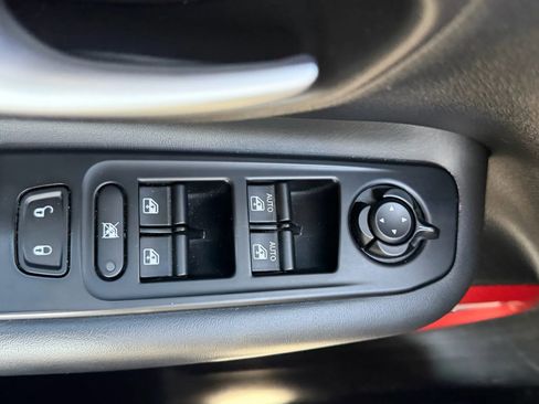 Used 2021 Jeep Renegade Trailhawk w/ Sun & Sound Group AWD/4WD image 31