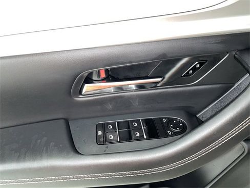 Certified 2025 MAZDA CX-90 3.3 Turbo w/ Preferred Package image 24