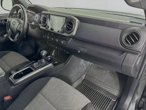 Certified 2023 Toyota Tacoma TRD Off-Road image 27
