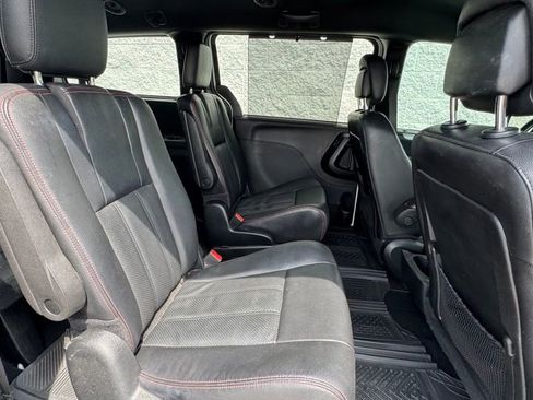Used 2019 Dodge Grand Caravan GT FWD image 10