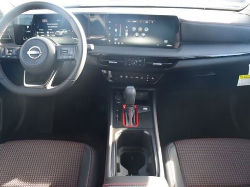 New 2026 Nissan Kicks SR w/ Cold Weather Package AWD/4WD image 13