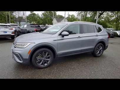 Used 2022 Volkswagen Tiguan SE