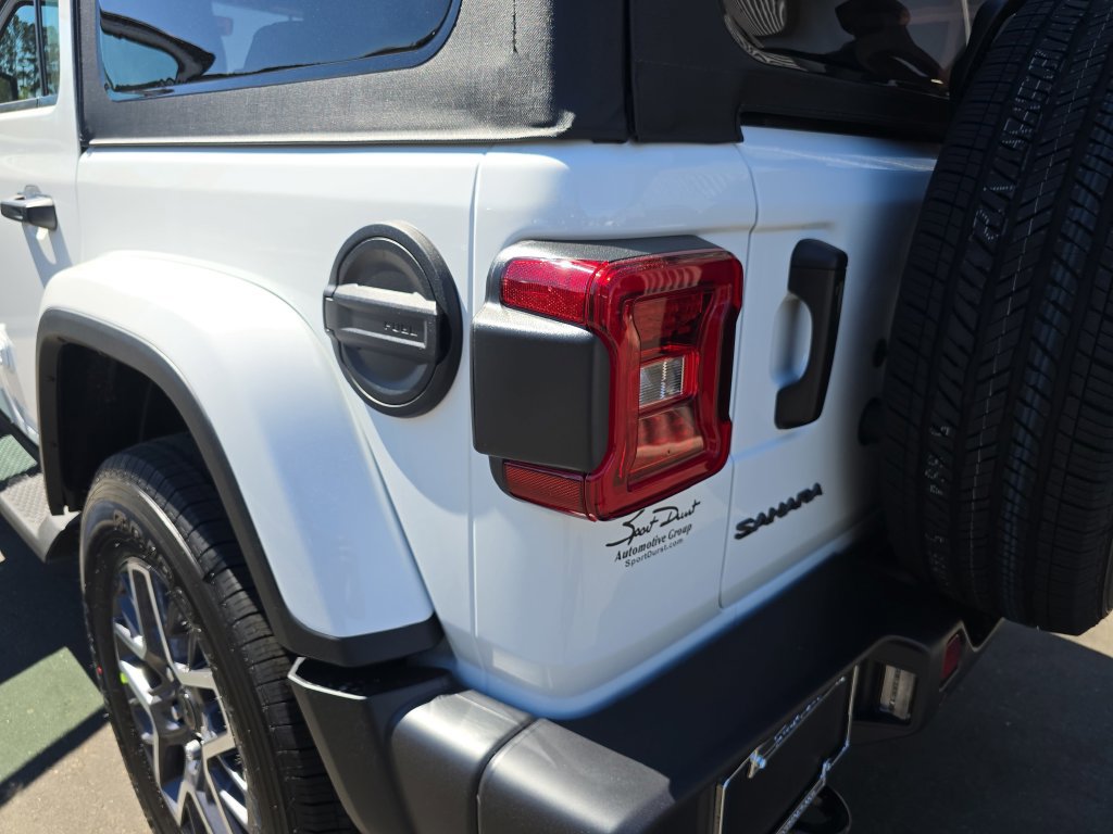New 2026 Jeep Wrangler Unlimited Sahara AWD/4WD image 33