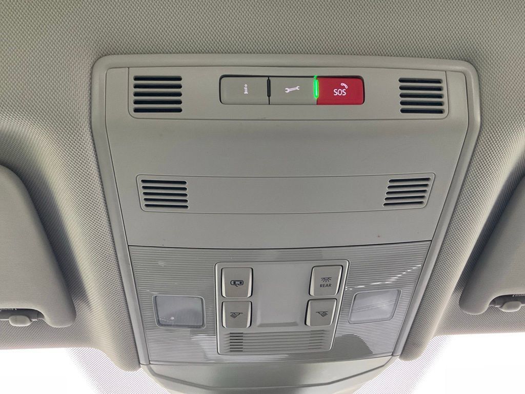 Used 2025 Volkswagen Jetta S FWD image 25