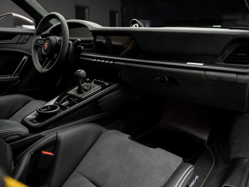 Used 2026 Porsche 911 GT3 RWD image 67