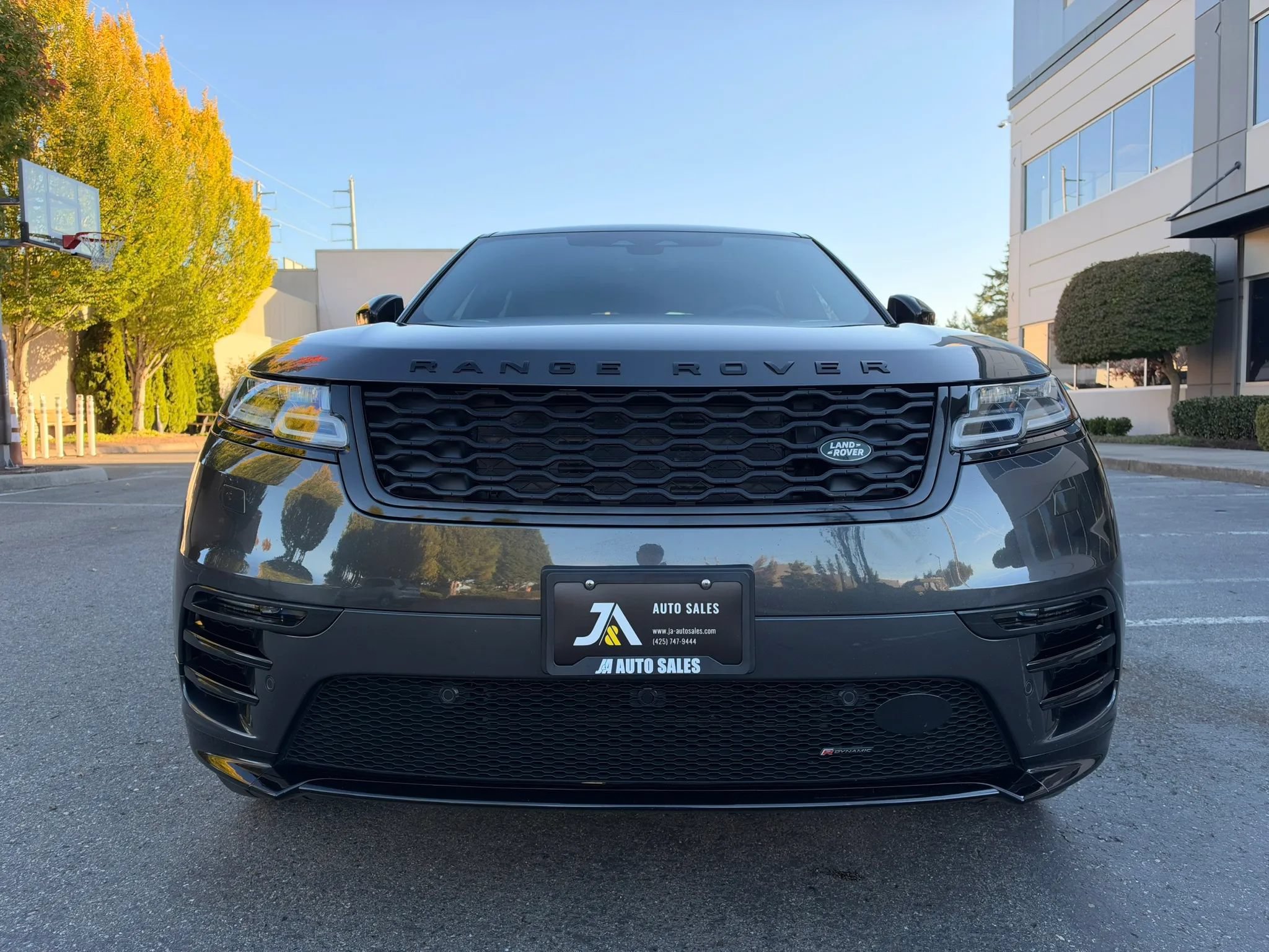 Used 2023 Land Rover Range Rover Velar R-Dynamic S AWD/4WD image 4