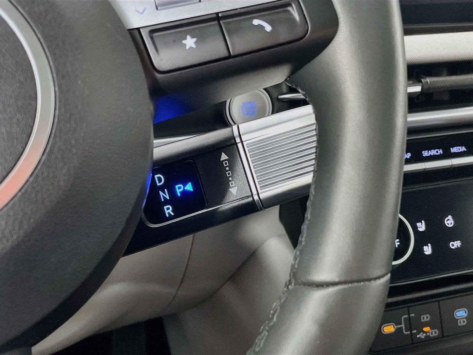 Certified 2025 Hyundai Tucson Limited AWD/4WD image 21