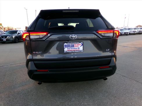 Used 2025 Toyota RAV4 LE image 7