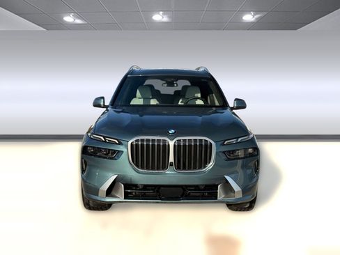 Used 2026 BMW X7 xDrive40i w/ Executive Package AWD/4WD image 6