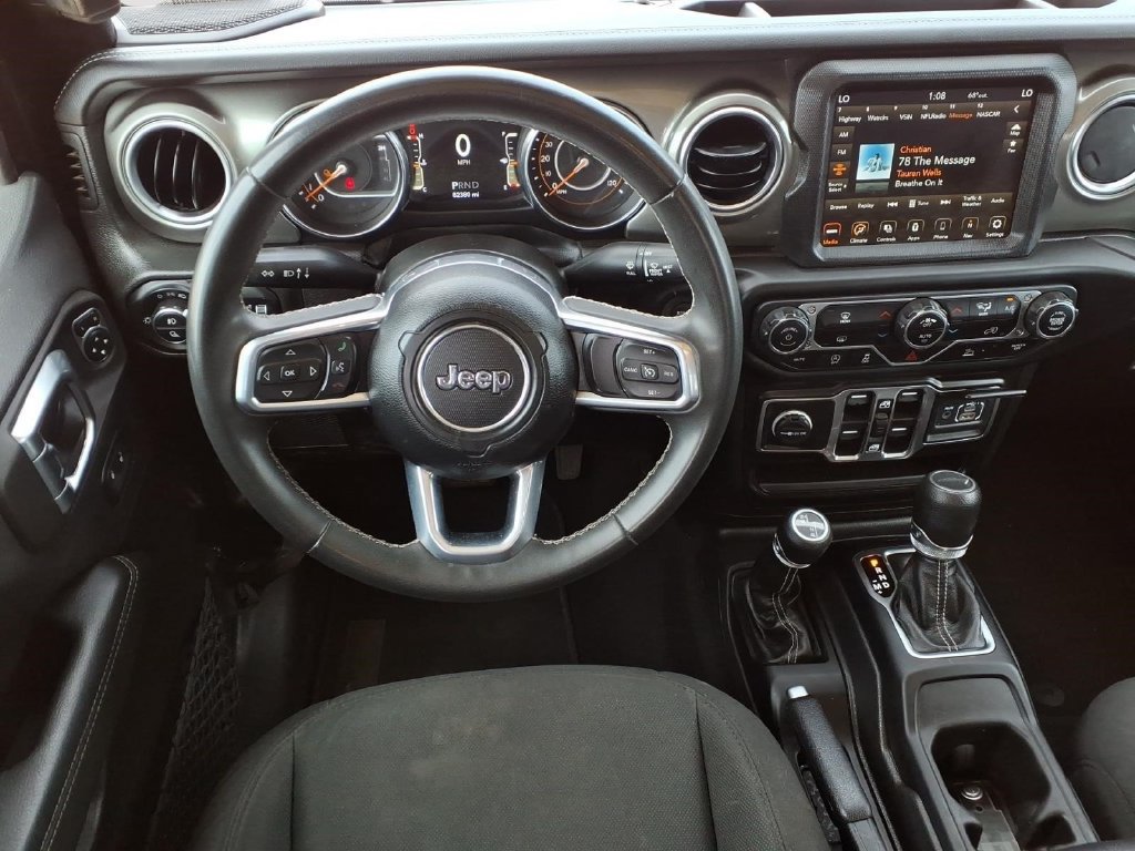 Used 2023 Jeep Gladiator Overland AWD/4WD image 9