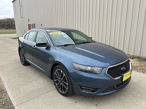 Used 2018 Ford Taurus SHO AWD/4WD image 5