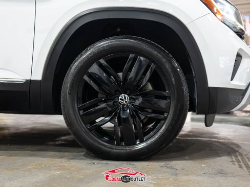 Used 2021 Volkswagen Atlas SEL image 10