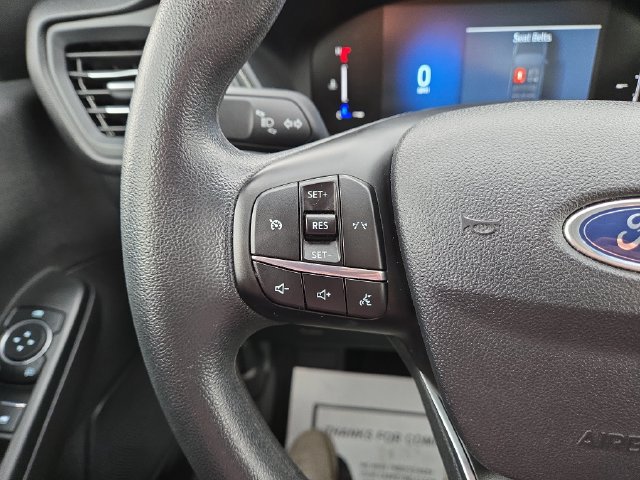 Used 2025 Ford Escape Active AWD/4WD image 21