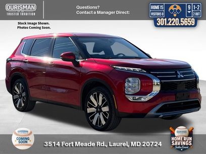 Used 2025 Mitsubishi Outlander SE