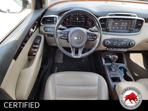 Used 2018 Kia Sorento EX image 20