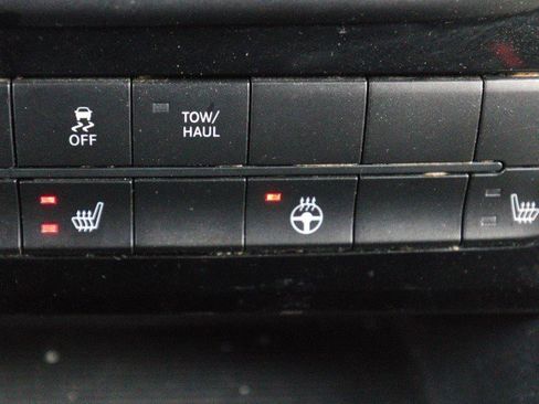 Used 2014 RAM 1500 Sport w/ Remote Start & Security Group image 24