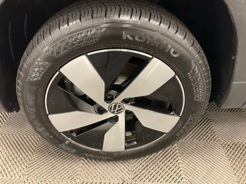 Used 2023 Volkswagen Taos S w/ IQ Drive S Package image 16