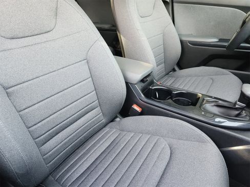 Certified 2025 Kia K4 EX image 13