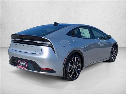 New 2026 Toyota Prius Plug-In Hybrid FWD image 2