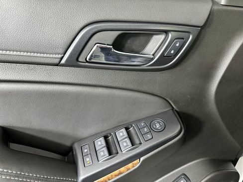 Used 2019 Chevrolet Tahoe Premier AWD/4WD image 26