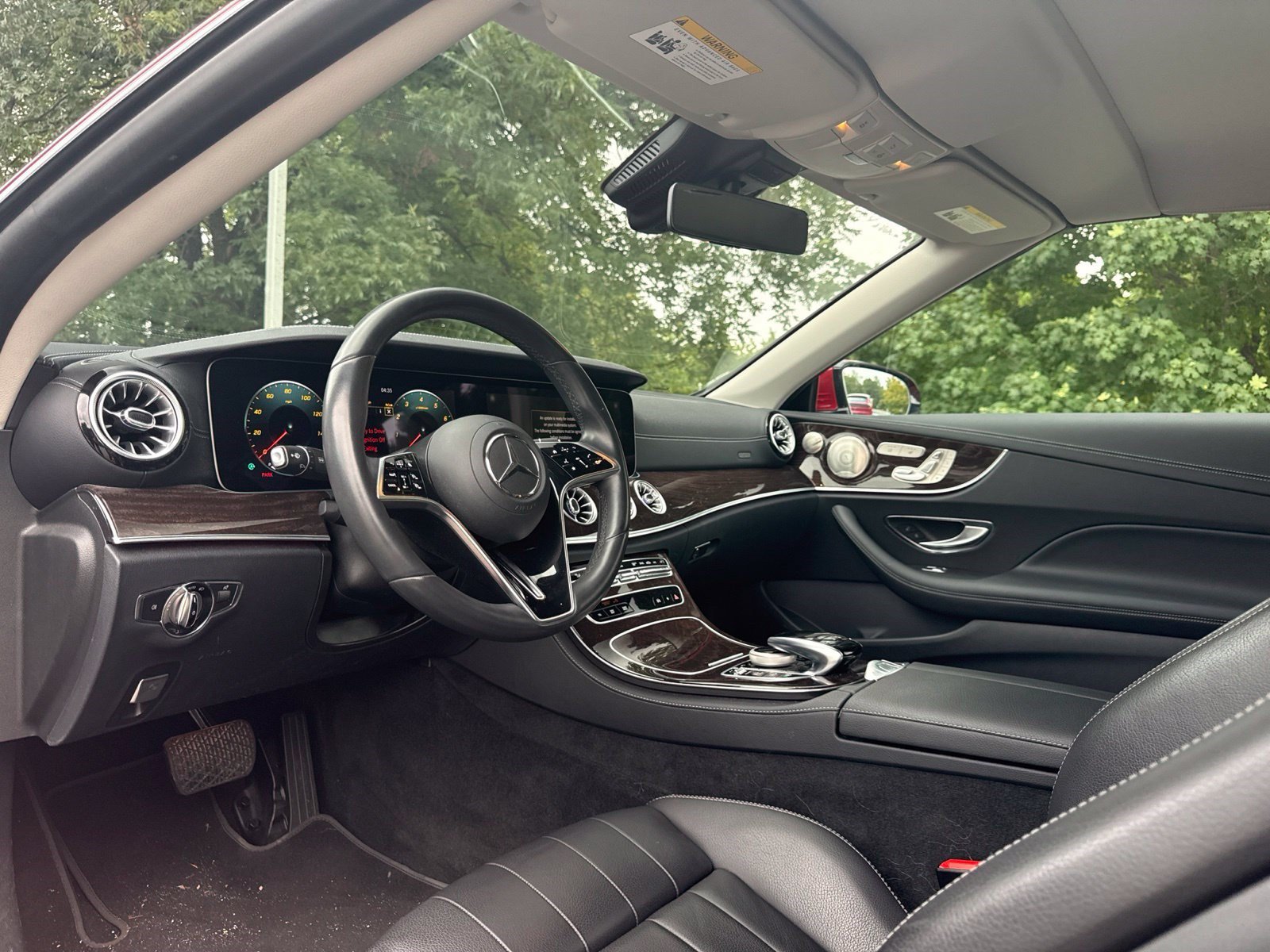 Used 2023 Mercedes-Benz E 450 Cabriolet image 12
