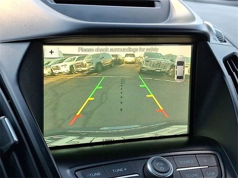 Used 2018 Ford Escape SEL image 15