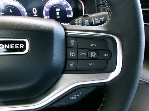 New 2026 Jeep Grand Wagoneer 4WD image 11
