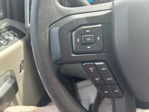 Used 2018 Ford F150 XLT AWD/4WD image 17