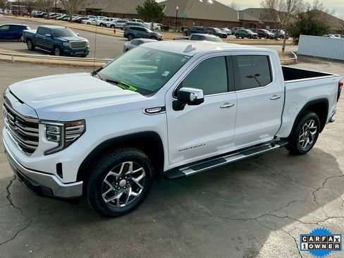 Used 2023 GMC Sierra 1500 SLT image 5