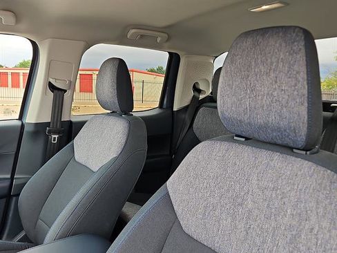 Used 2025 Ford Maverick XLT FWD image 11
