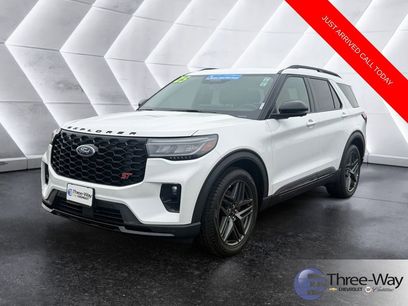 Used 2025 Ford Explorer ST