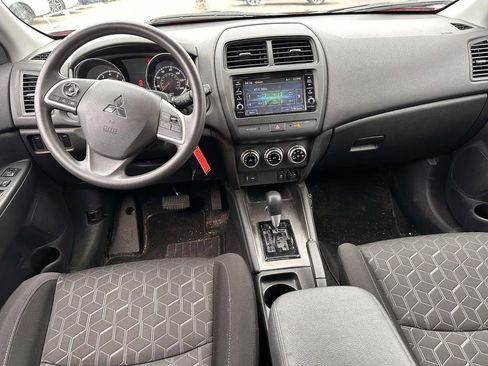Used 2023 Mitsubishi Outlander Sport AWD image 14