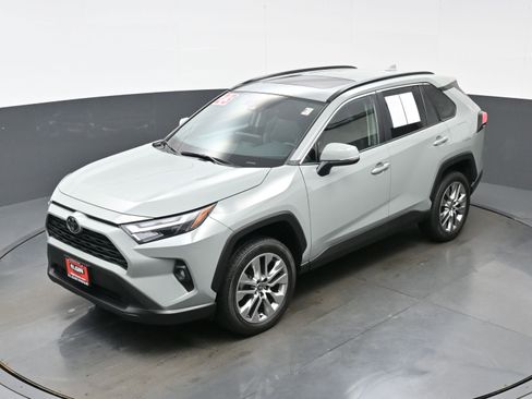 Used 2023 Toyota RAV4 XLE Premium AWD/4WD image 37