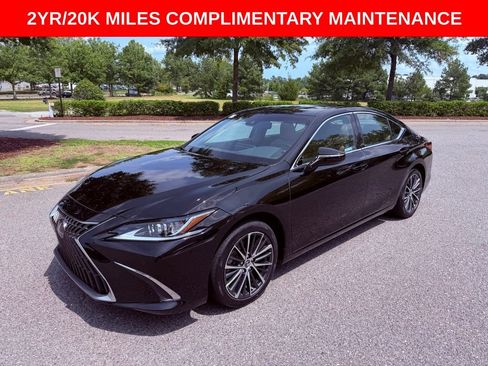 Certified 2024 Lexus ES 350 w/ Premium Package FWD image 3