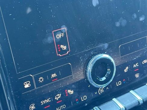 Used 2024 GMC Acadia Elevation FWD image 30