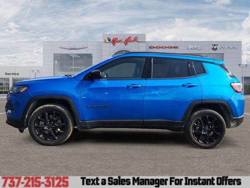 New 2026 Jeep Compass Latitude image 2