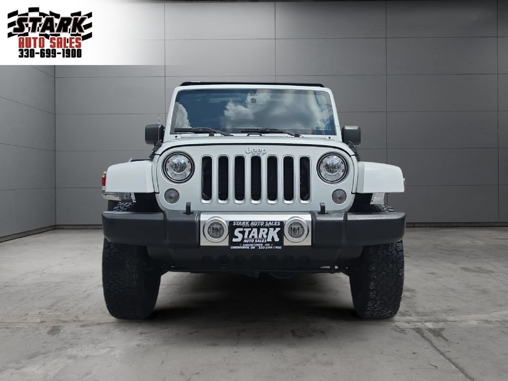 Used 2017 Jeep Wrangler Unlimited Sahara w/ Connectivity Group AWD/4WD image 8